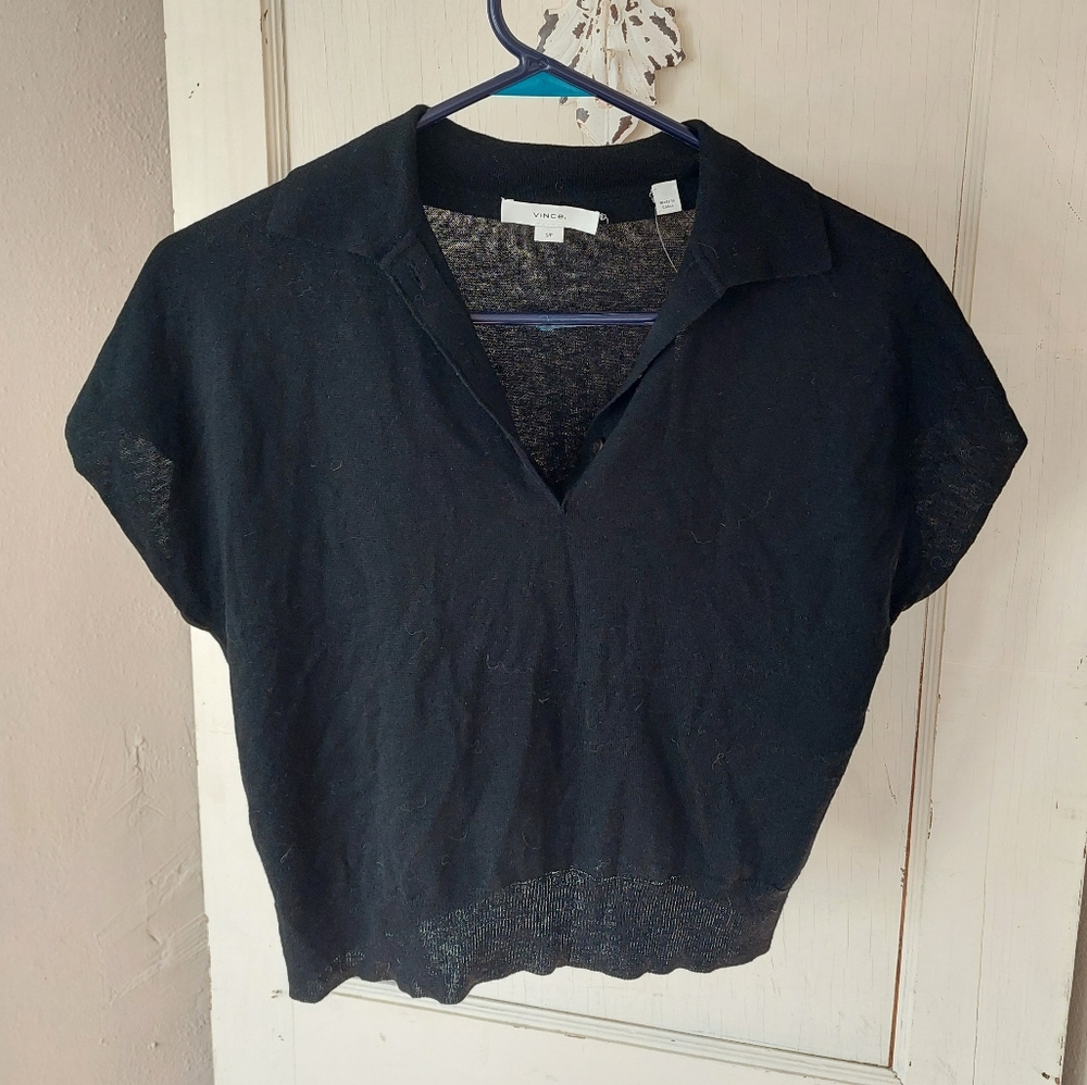 Vince S Black V-Neck Women's Top